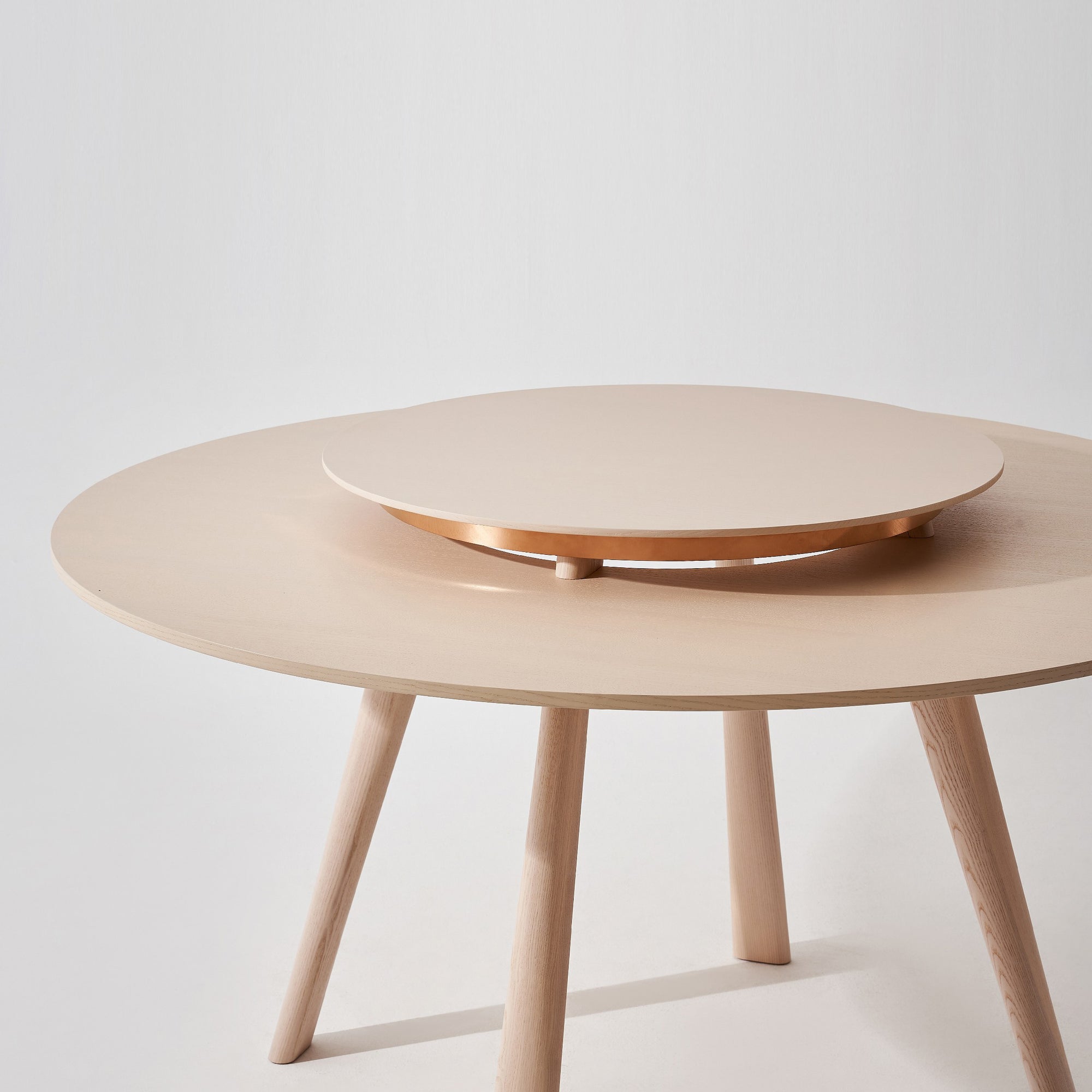 New Piece_Jianze_Loft Round Table - Lazy Susan_Light Oak_Dining Table_3