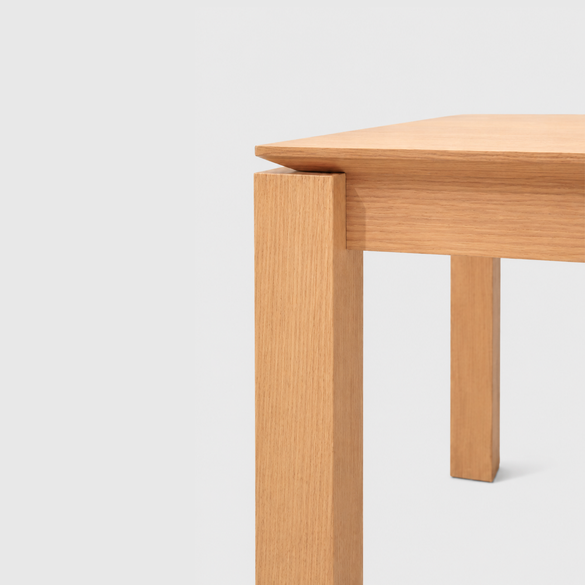 Vemb Dining Table - Oak