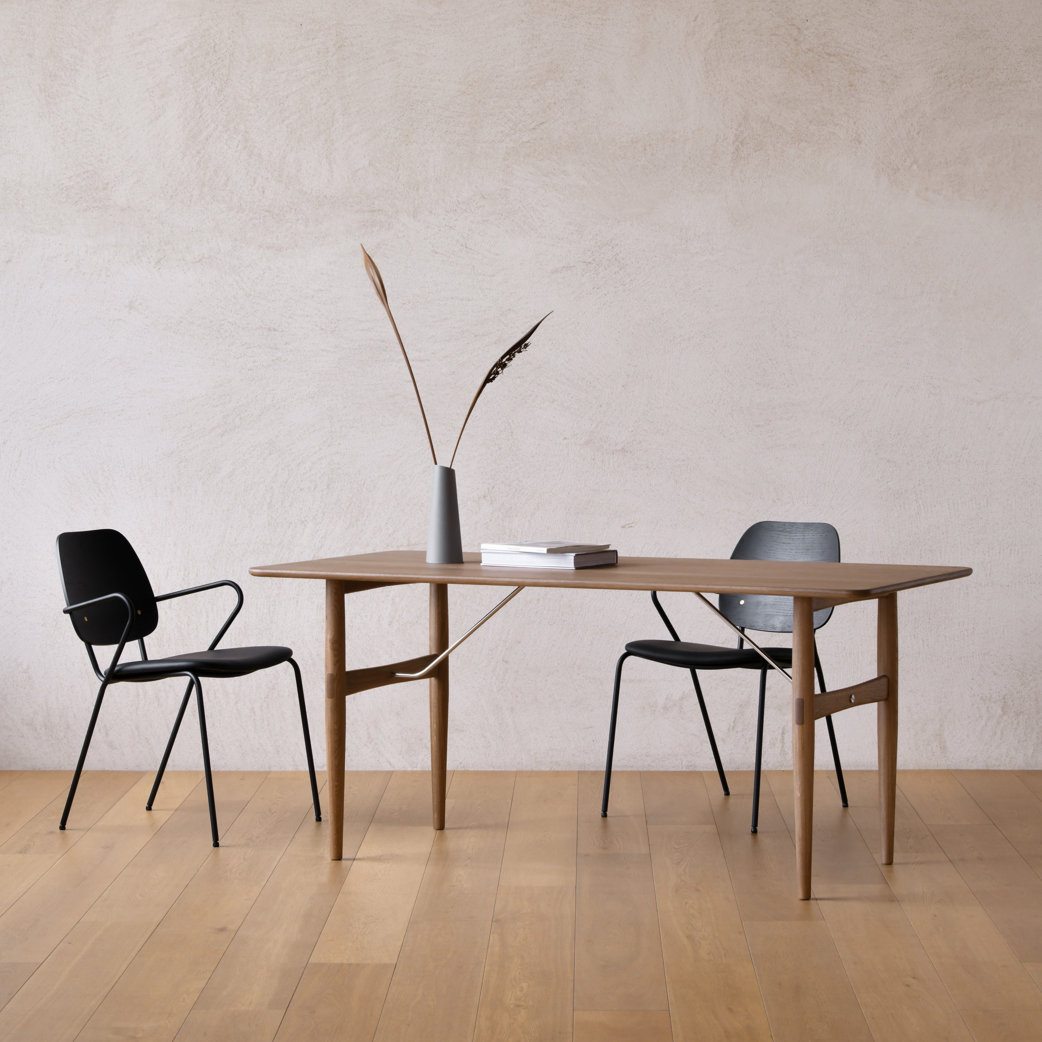 New Piece_Cadot_Queen B Dining Chair Leather Upholstered Seat_Black_Dining Chair_4