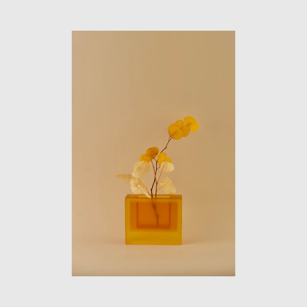 In Vase - Amber