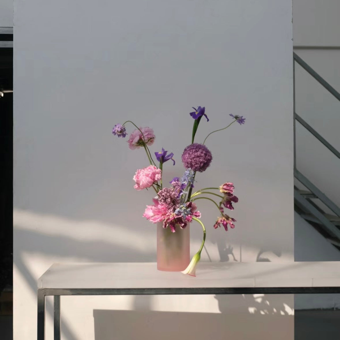 New Piece_Place in place_Peonia Round Vase_Pink_Vase_Decorative Objects_6