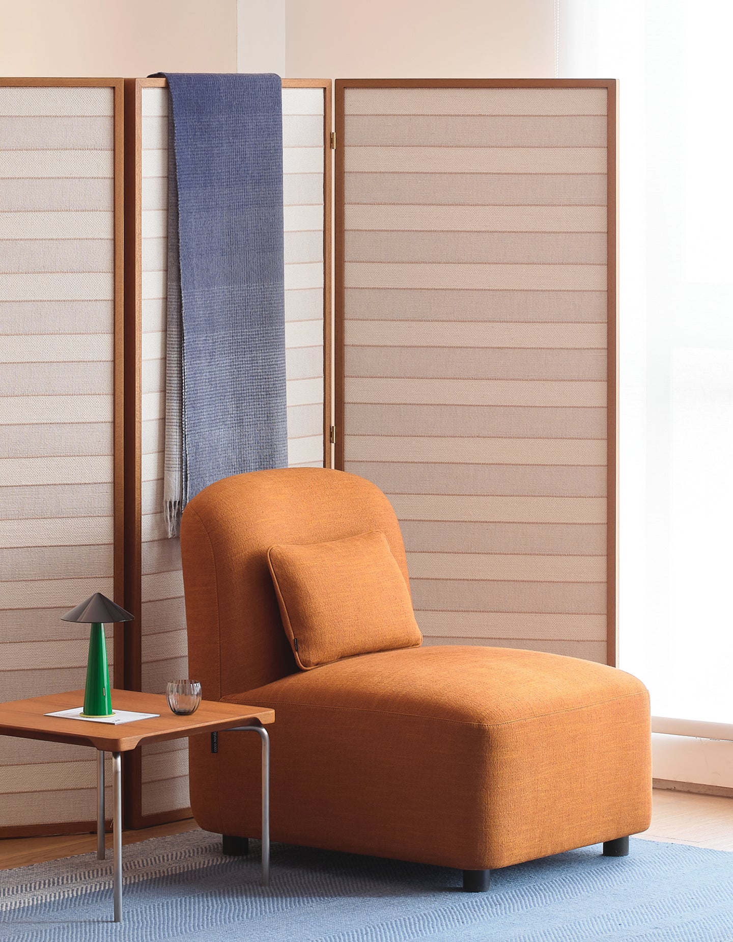 Isla Armless Lounge